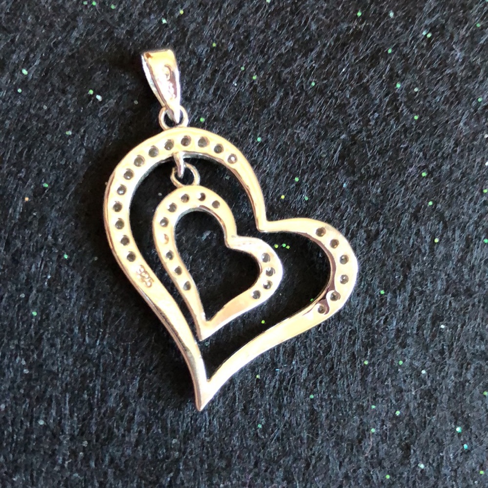 Pendant - Picture 2 of 2